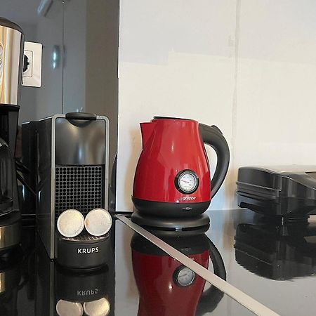 Pentelis Cozy Apt In Paleo Faliro Ateny Zewnętrze zdjęcie